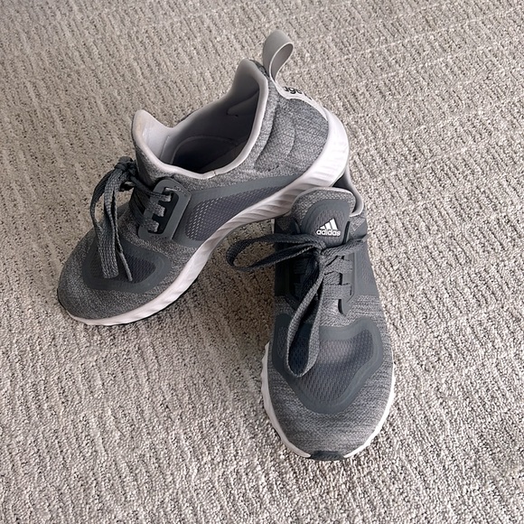 Adidas Edge Lux Women’s Sneaker, Size 7 - Picture 2 of 4